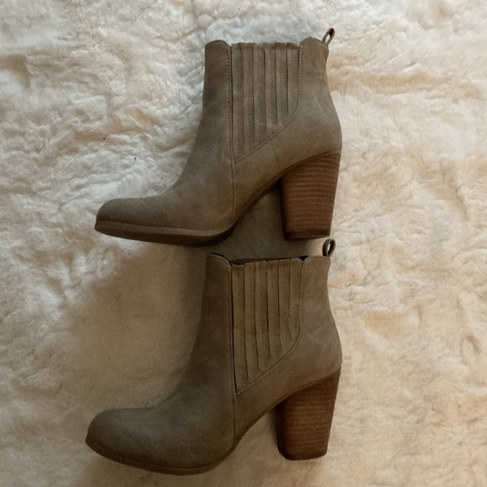 Madden Girl Dominicc Block Heel Booties, Size 7
